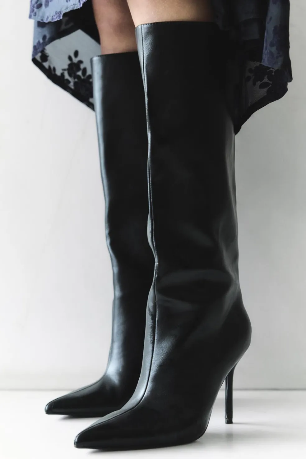 ZARA Sapatos^BOTA COM TACÃO PESPONTADO Preto