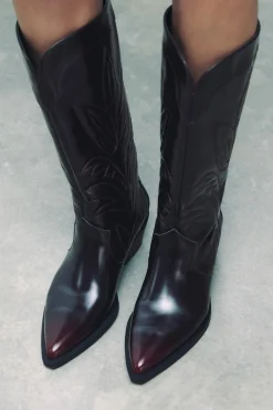 ZARA Sapatos^BOTA COWBOY COM BORDADOS Vermelho-bordeaux