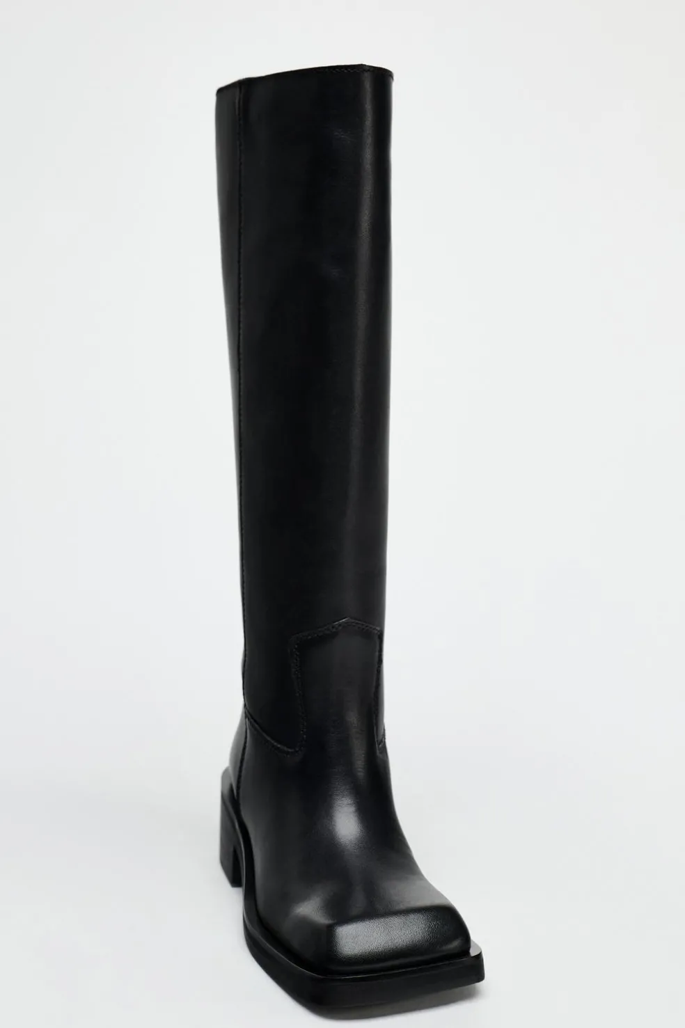 ZARA Sapatos^BOTA DE PELE COM ACABAMENTO EM PONTA QUADRADA Preto