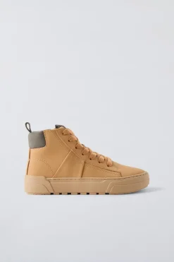 BOTA DESPORTIVA-ZARA New
