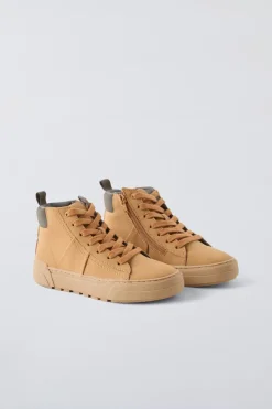 BOTA DESPORTIVA-ZARA New