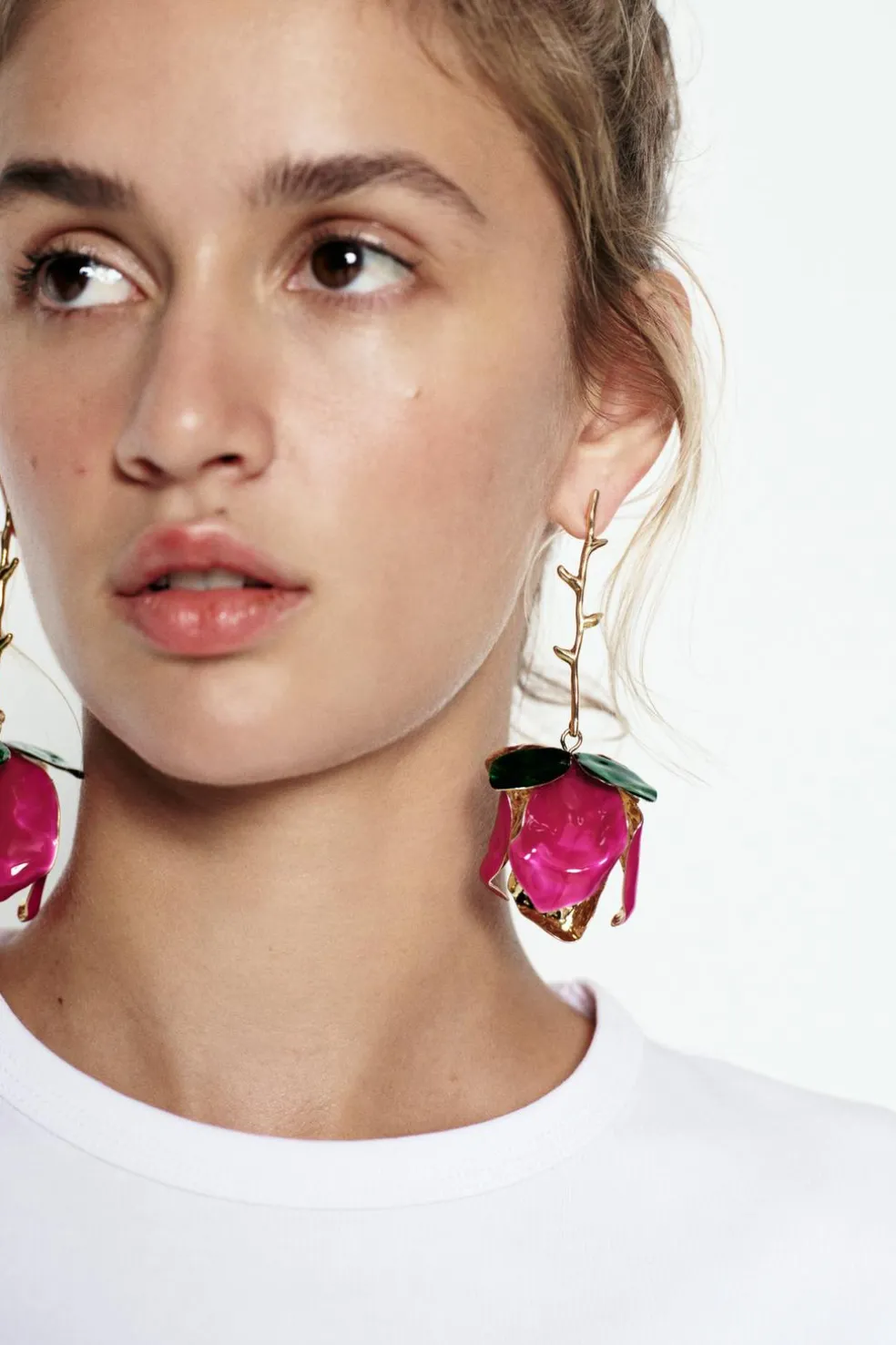 ZARA Acessórios / Bijuteria^BRINCOS FLOR ESMALTADA Dourado