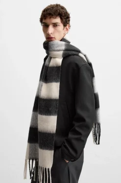 ZARA Acessórios^CACHECOL AOS QUADRADOS COM TEXTURA ESCOVADA Preto / Branco