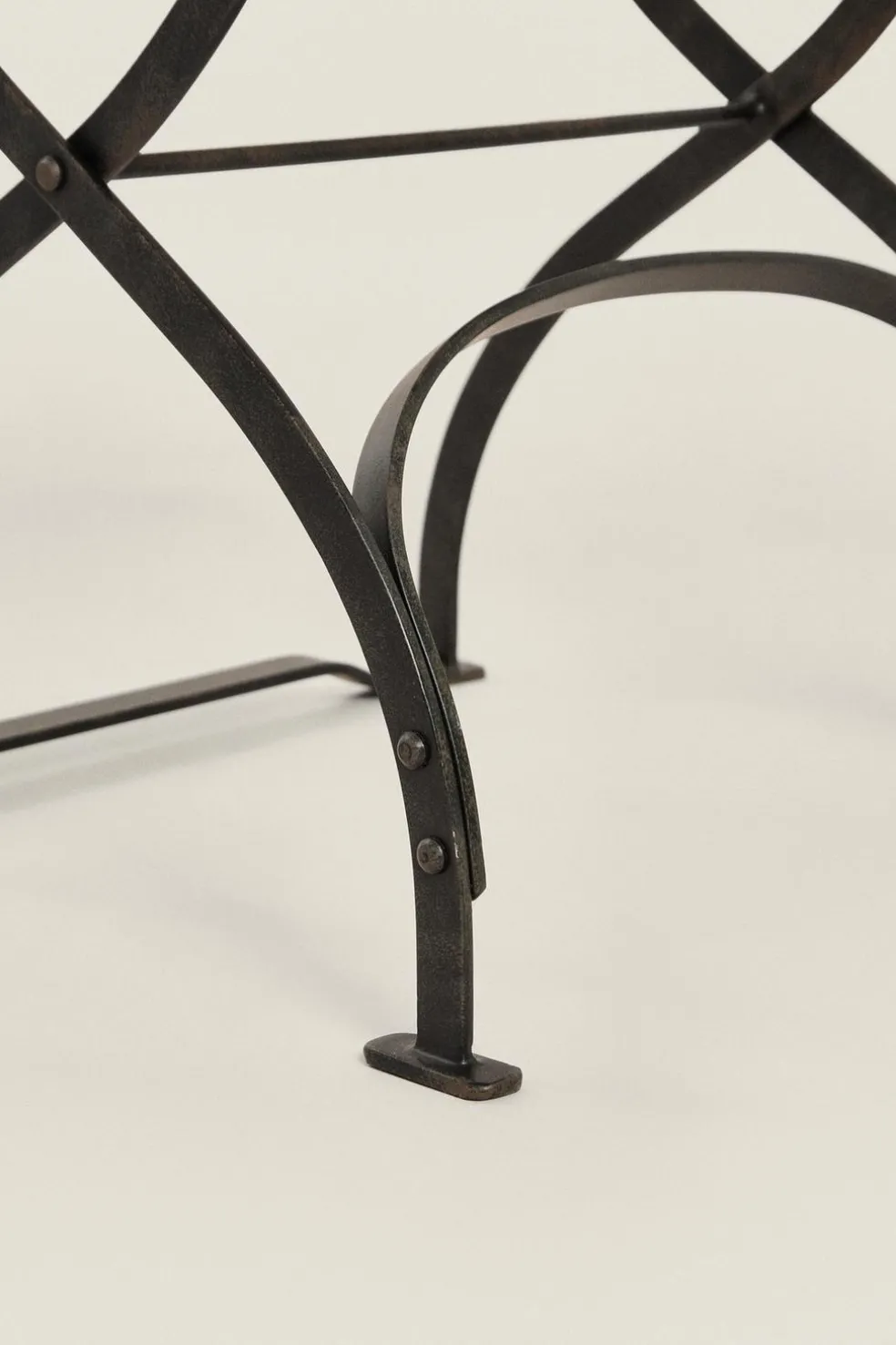 ZARA Móveis|Móveis^CADEIRA DOBRÁVEL MADEIRA METAL Preto
