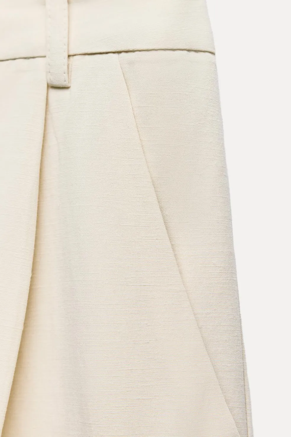ZARA Calças^CALÇA FLUIDA C/PREGAS AREIA/CASTANHO