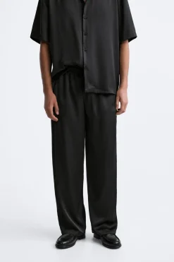 ZARA Calças^CALÇAS ACETINADAS Preto