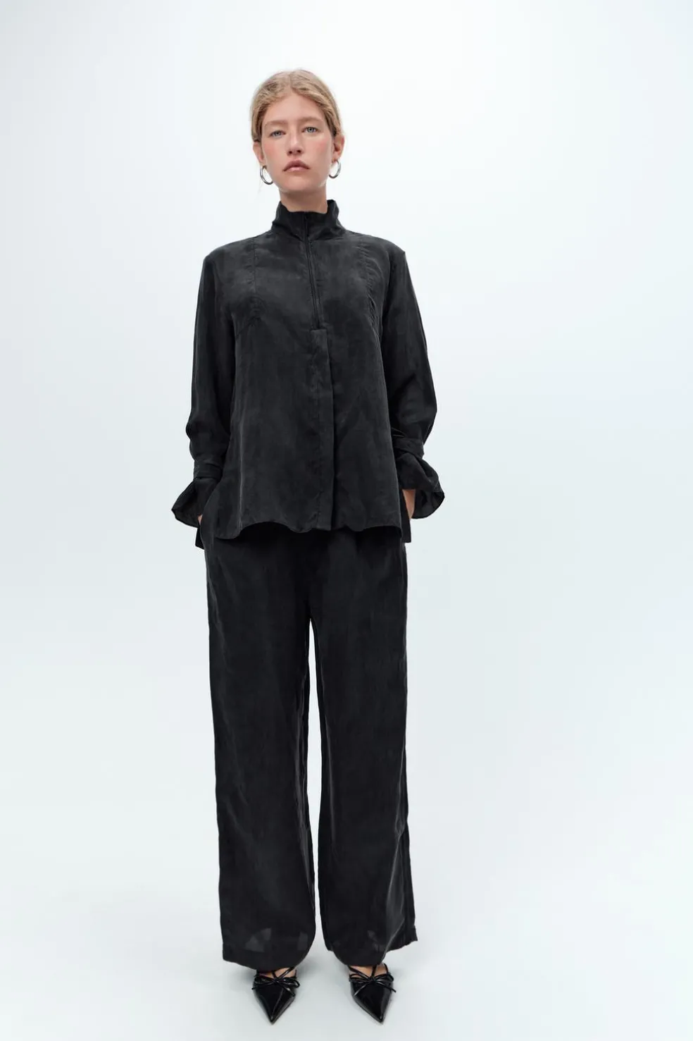 ZARA Calças|Lingerie^CALÇAS AMPLAS COM FECHO DE CORRER Preto
