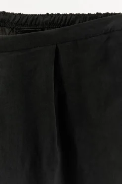ZARA Calças|Lingerie^CALÇAS AMPLAS COM FECHO DE CORRER Preto