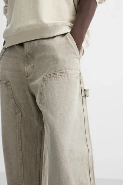ZARA Calças^CALÇAS BOLSOS CARPINTARIA LAVADAS Pedra