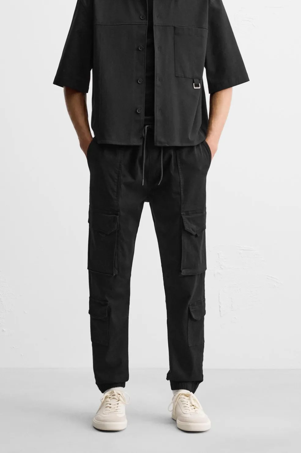 ZARA Calças|Cargo^CALÇAS CARGO BOLSOS Preto