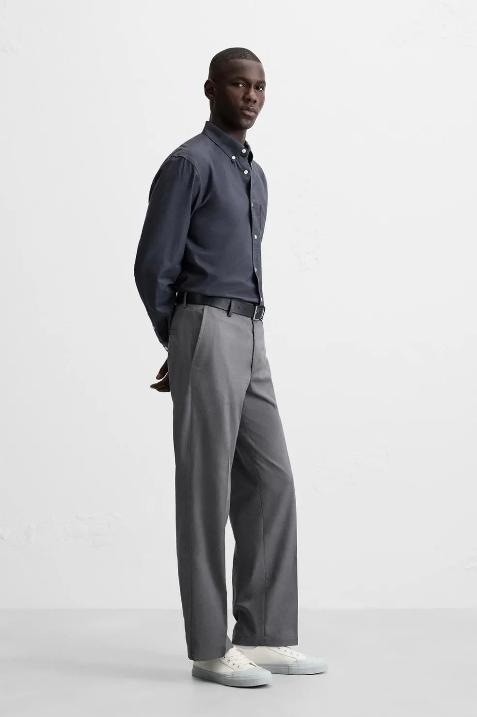 ZARA Calças^CALÇAS CHINO Cinzento-médio