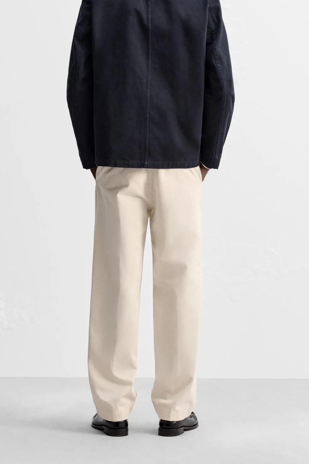 ZARA Calças^CALÇAS CHINO ESTRUTURA Cru