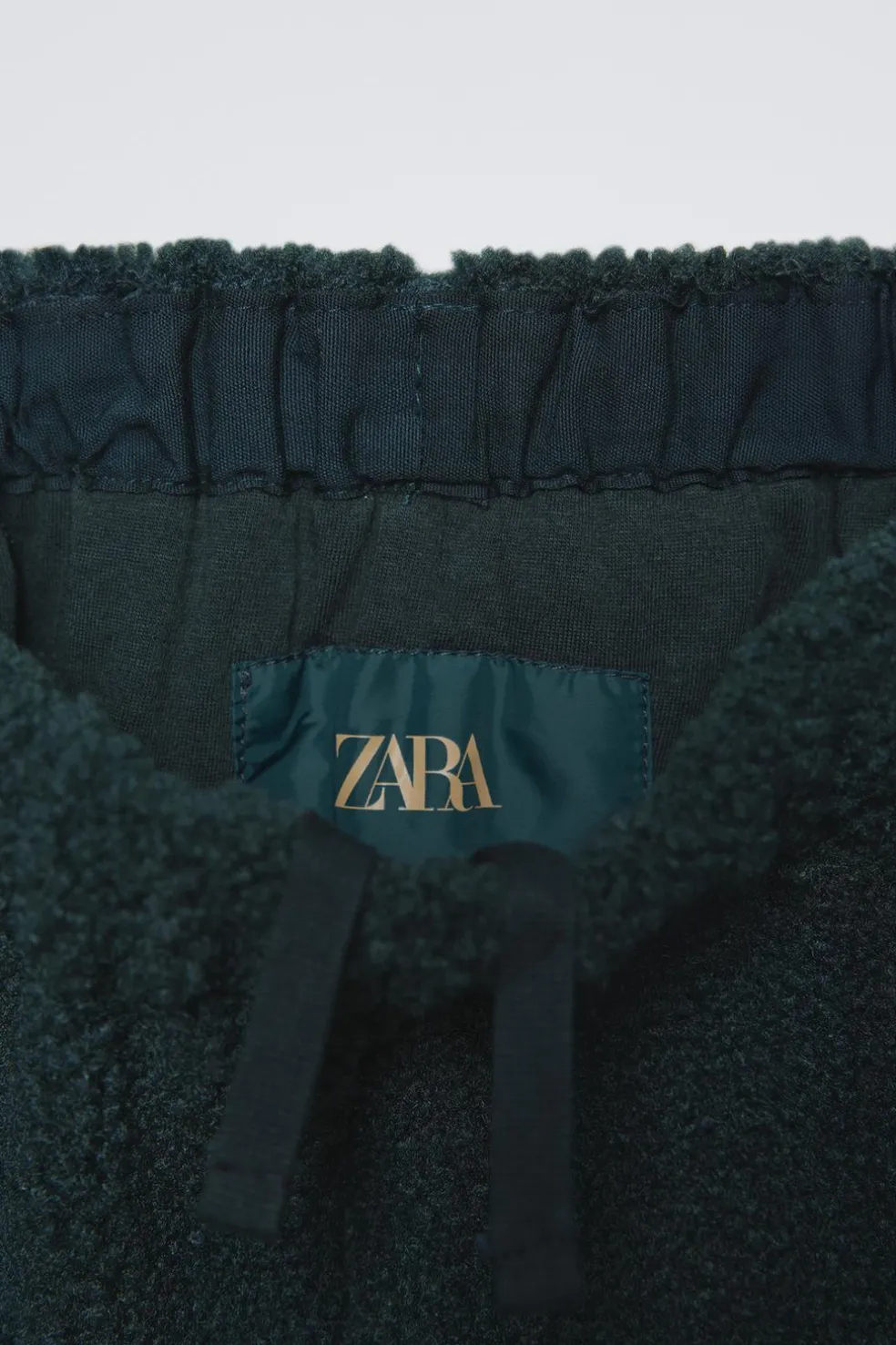 CALÇAS COM EFEITO DE PELO ENCARACOLADO FORRADAS-ZARA Best Sale