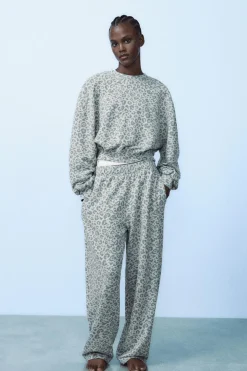 ZARA Calças|Sweatshirts / Joggers^CALÇAS COM ESTAMPADO ANIMAL E EFEITO LAVADO Leopardo