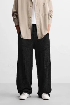 ZARA Calças^CALÇAS COM ESTRUTURA JACQUARD Preto