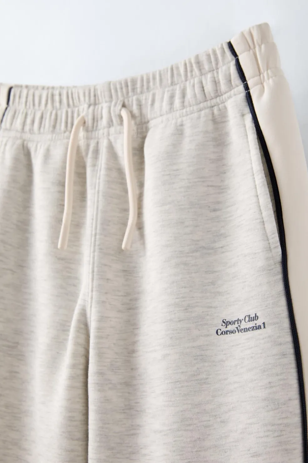 CALÇAS COM FAIXAS E DEBRUADOS EM CONTRASTE-ZARA Cheap