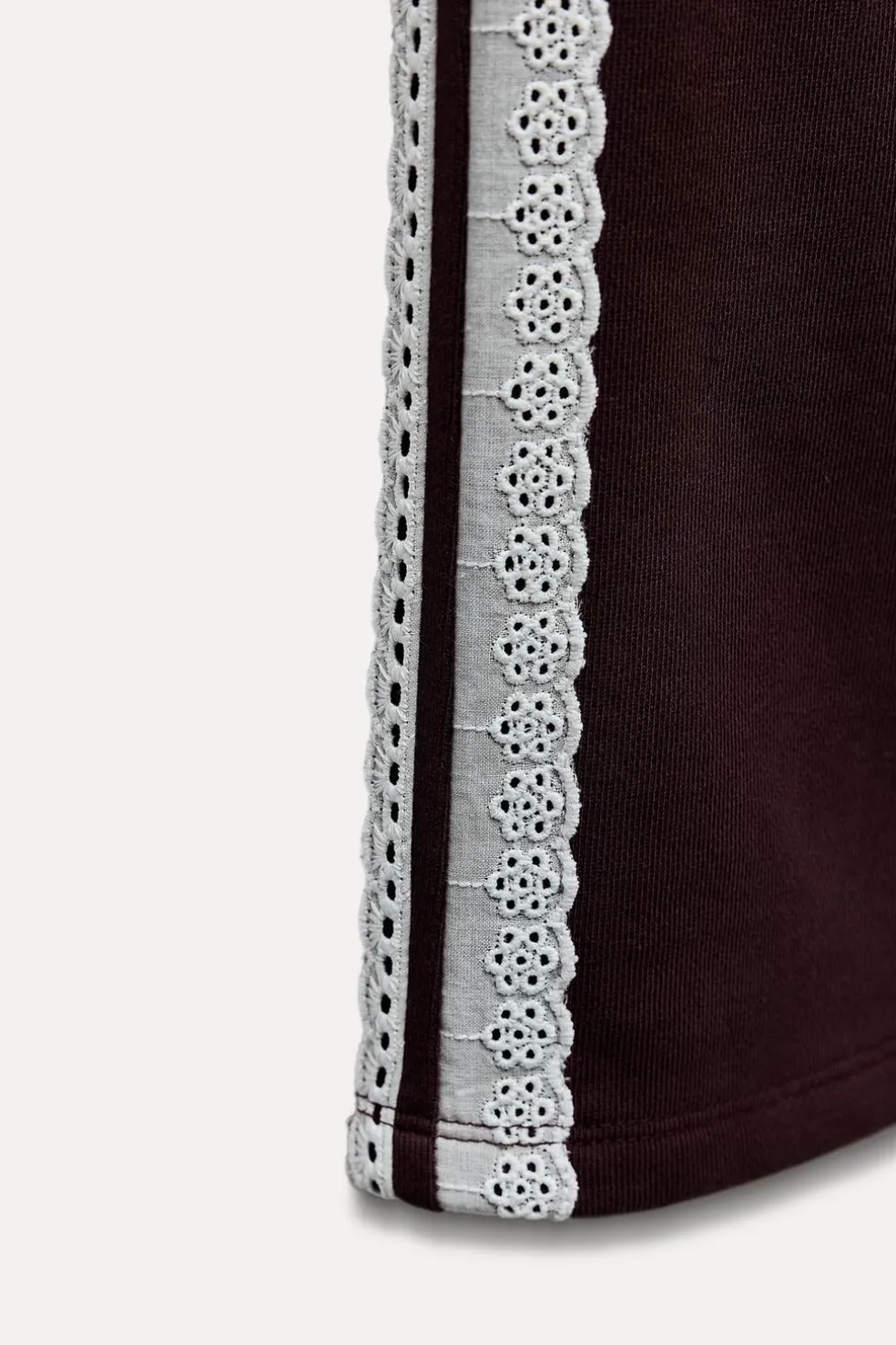 ZARA Winter Layersnew|Calças^CALÇAS DE FELPA COM FAIXA LATERAL EM RENDA Borgonha