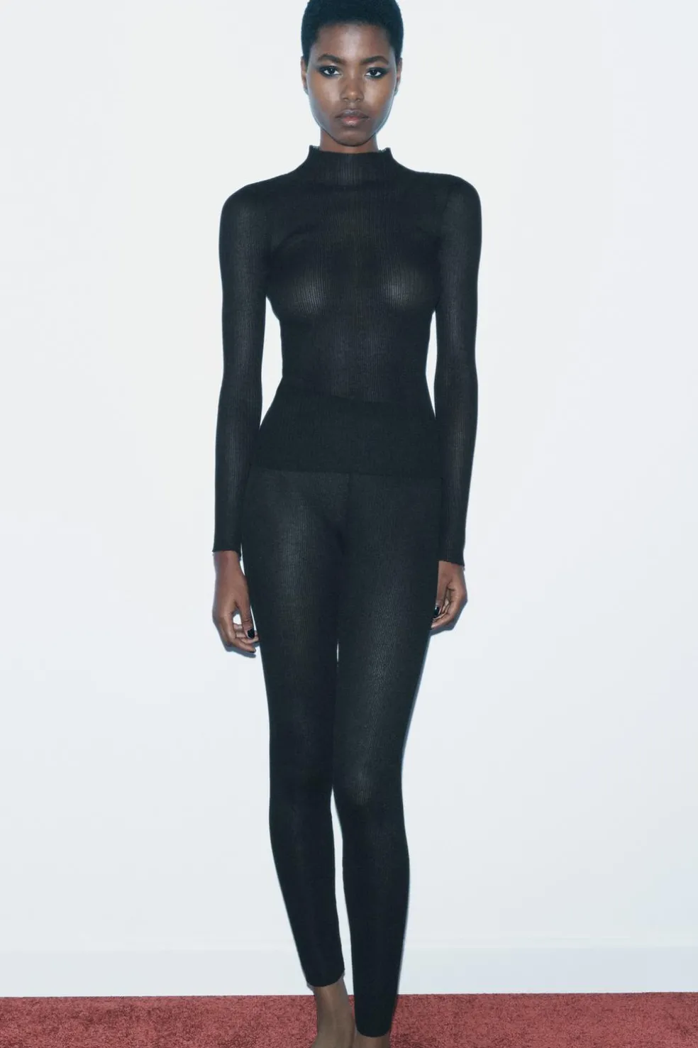 ZARA Calças|Lingerie^CALÇAS DE MALHA FINA COM NERVURAS Preto