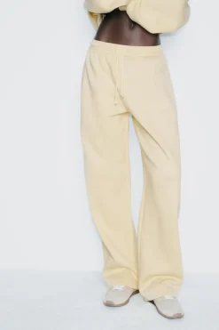 ZARA Winter Layersnew|Calças^CALÇAS DIREITAS DE FELPA Amarelo-claro