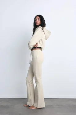 ZARA Winter Layersnew|Calças^CALÇAS FLARE INTERLOCK COSTURAS Cru