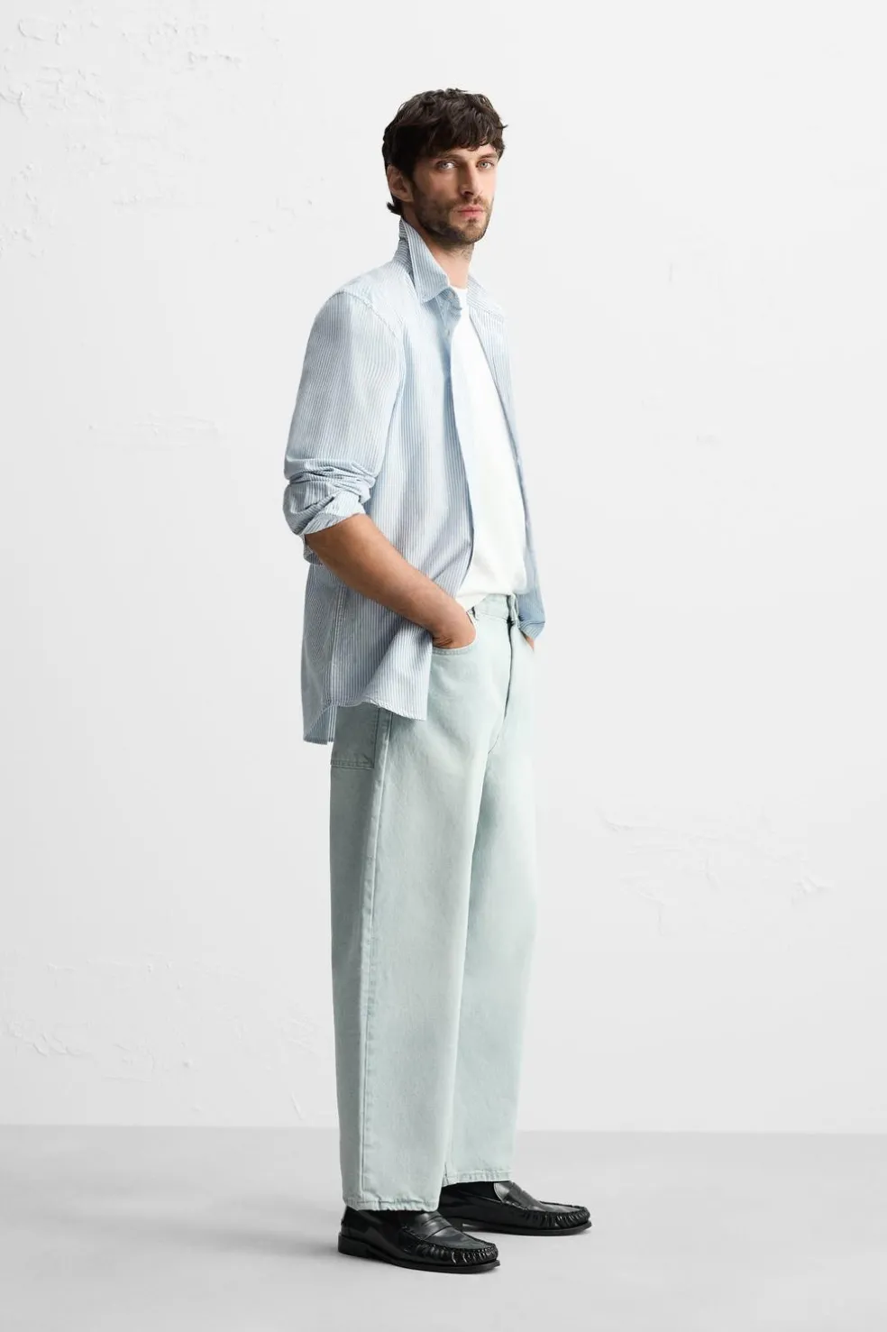 ZARA Calças De Ganga^CALÇAS JEANS TAPERED FIT Azul-celeste