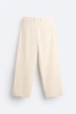 ZARA Calças^CALÇAS ÀS RISCAS COM PREGAS Cru