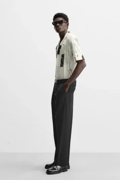 ZARA Camisas^CAMISA ELÁSTICA COM ESTAMPADO ABSTRATO Branco