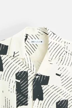 ZARA Camisas^CAMISA ELÁSTICA COM ESTAMPADO ABSTRATO Branco
