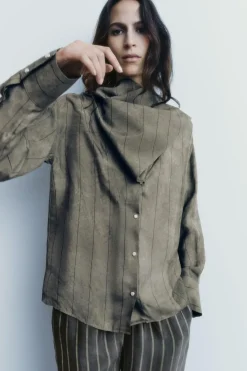 ZARA Camisas / Blusas|Lingerie^CAMISA ÀS RISCAS COM LENÇO torrado