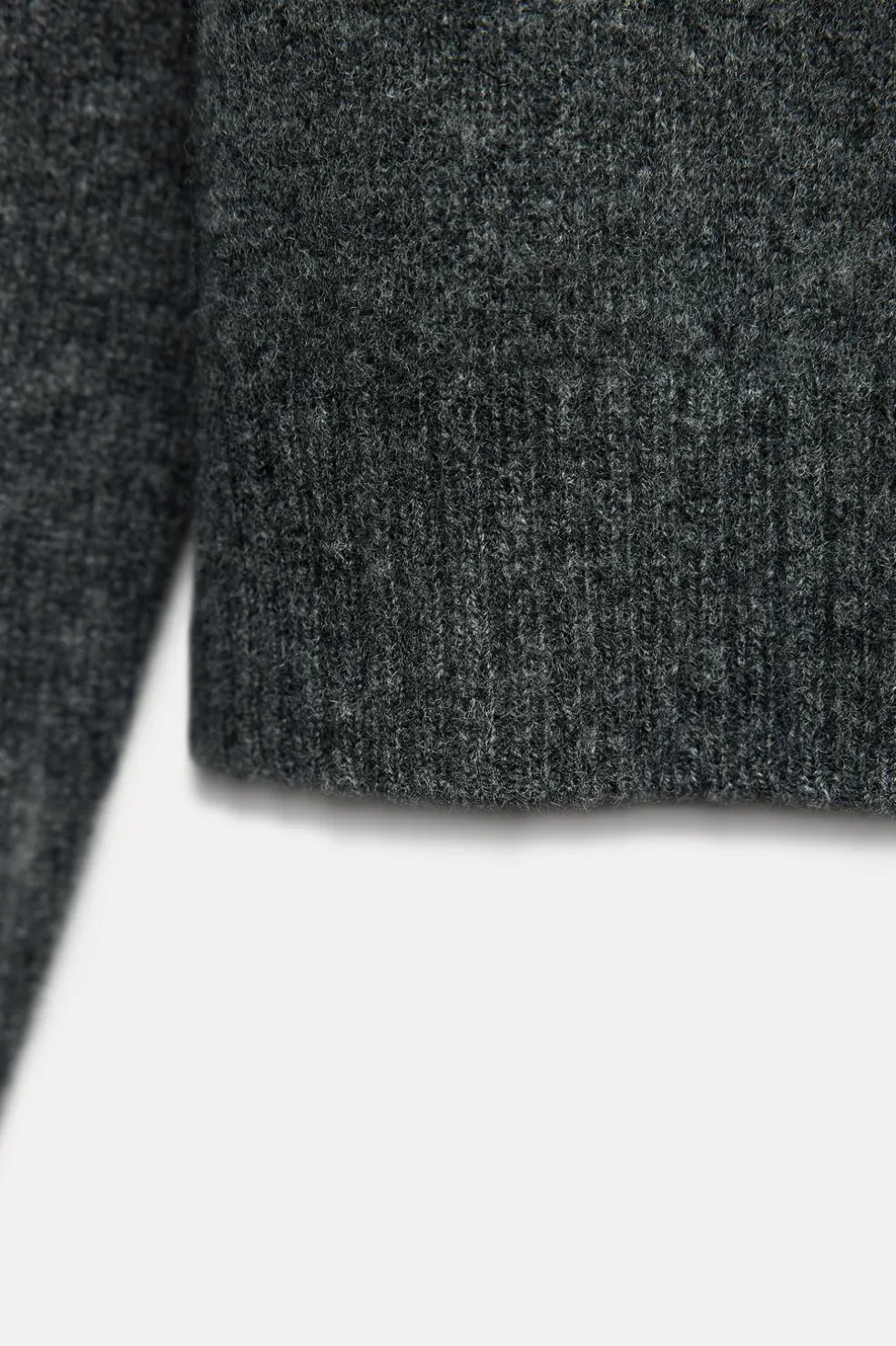 ZARA Cardigan / Camisolas|Malha^CAMISOLA BÁSICA 100% LÃ Cinzento-escuro