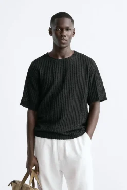 ZARA Camisola / Casacos|T-Shirts^CAMISOLA ESTRUTURA MALHA ABERTA Preto
