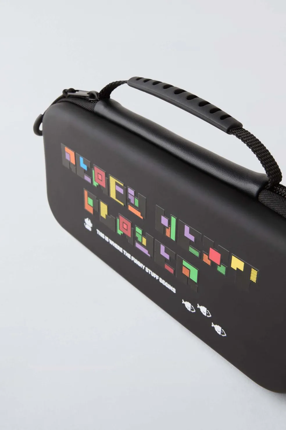 CAPA CONSOLA-ZARA Fashion
