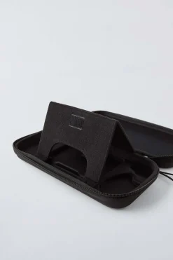 CAPA CONSOLA-ZARA Fashion