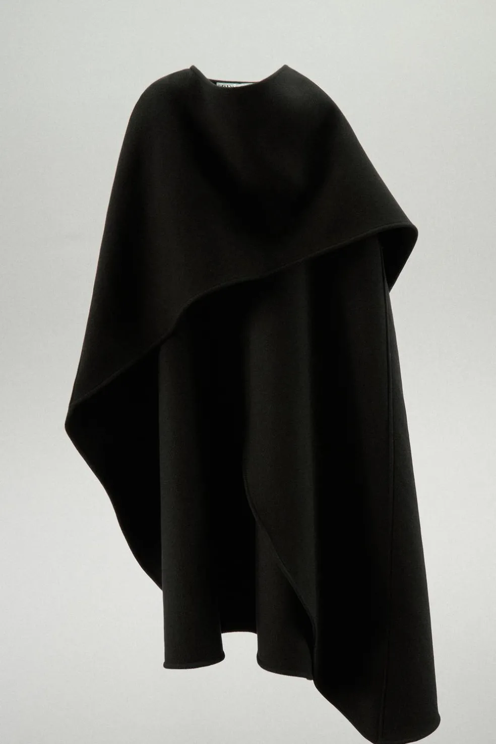 ZARA Sobretudos / Anoraques^CAPA DE LÃ ASSIMÉTRICA COM MISTURA DE LÃ MANTECO ZW COLLECTION Preto