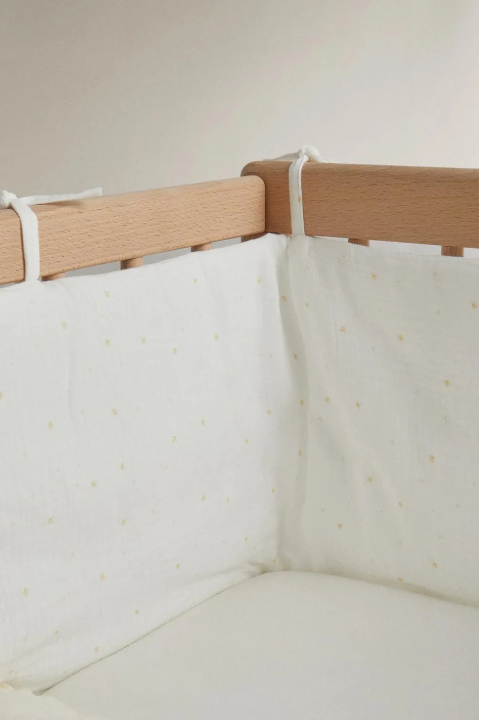 CAPA DE PROTEÇÃO INFANTIL MINIFLOR-ZARA Fashion