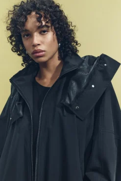 ZARA Sobretudos / Anoraques^CAPA OVERSIZE WATER REPELLENT ZW COLLECTION Azul-marinho