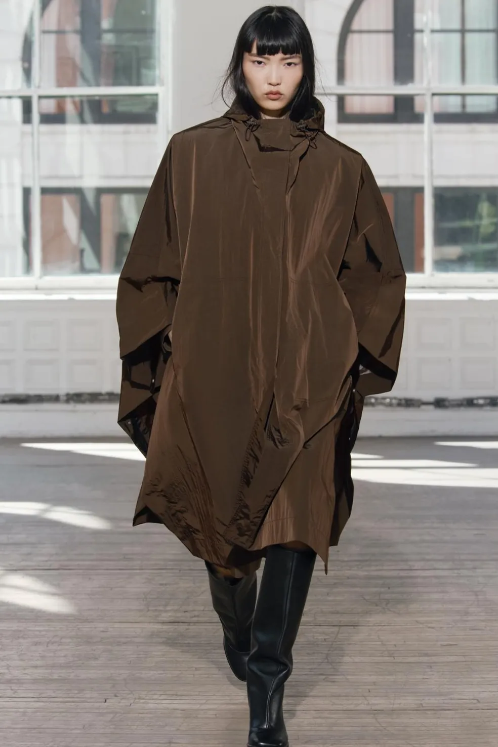 ZARA Sobretudos / Anoraques|Blusões^CAPA OVERSIZE ZW COLLECTION Castanho