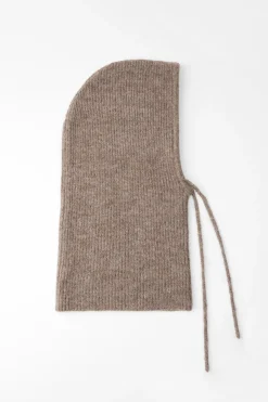 ZARA Winter Layersnew|Acessórios / Bijuteria^CAPUZ CANELADO COM CORDÃO Castanho / Toupeira