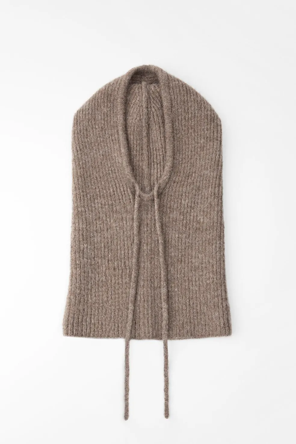 ZARA Winter Layersnew|Acessórios / Bijuteria^CAPUZ CANELADO COM CORDÃO Castanho / Toupeira
