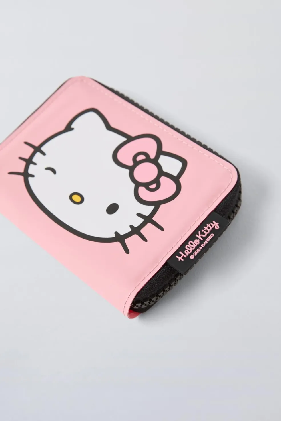 CARTEIRA HELLO KITTY © SANRIO-ZARA Fashion