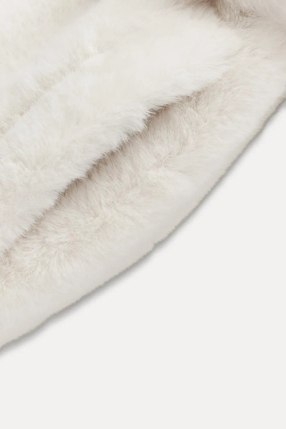 ZARA Winter Layersnew|Sobretudos / Anoraques^CASACO COM EFEITO DE PELO SINTÉTICO COM CINTO ZW COLLECTION Cru
