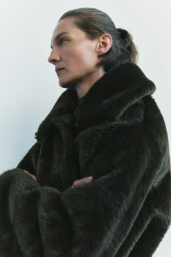 ZARA Winter Layersnew|Blusões^CASACO COM EFEITO DE PELO ZW COLLECTION Caqui