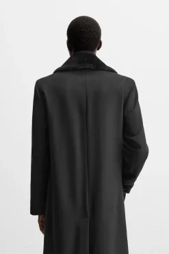 ZARA Vestuário De Inverno|Sobretudos / Gabardinas^CASACO COM GOLA COMBINADA Preto