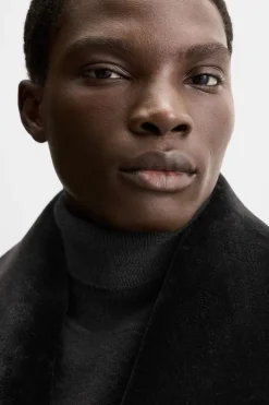 ZARA Vestuário De Inverno|Sobretudos / Gabardinas^CASACO COM GOLA COMBINADA Preto