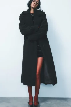 ZARA Winter Layersnew|Sobretudos / Anoraques^CASACO COMPRIDO COM EFEITO DE PELO ENCARACOLADO Preto