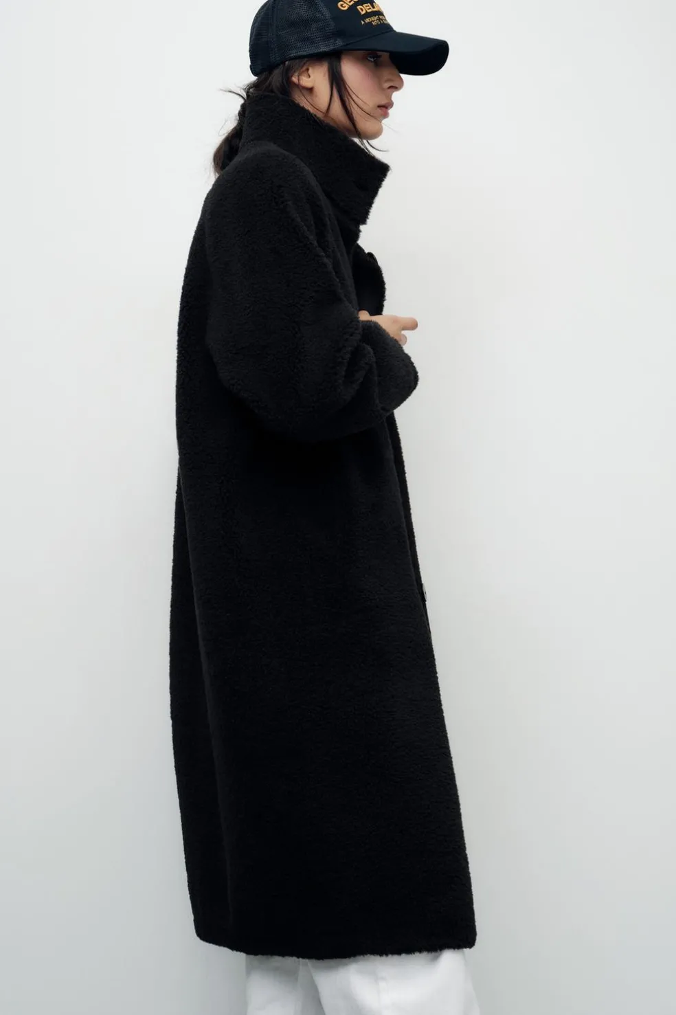 ZARA Winter Layersnew|Sobretudos / Anoraques^CASACO COMPRIDO COM EFEITO DE PELO ENCARACOLADO Preto