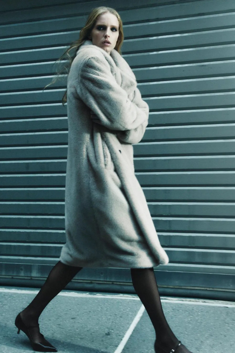 ZARA Winter Layersnew|Sobretudos / Anoraques^CASACO COMPRIDO COM EFEITO DE PELO SINTÉTICO Cinzento