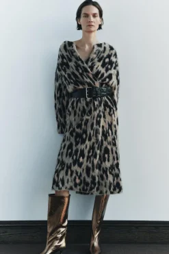 ZARA Sobretudos / Anoraques^CASACO COMPRIDO DE MALHA JACQUARD ANIMAL Leopardo