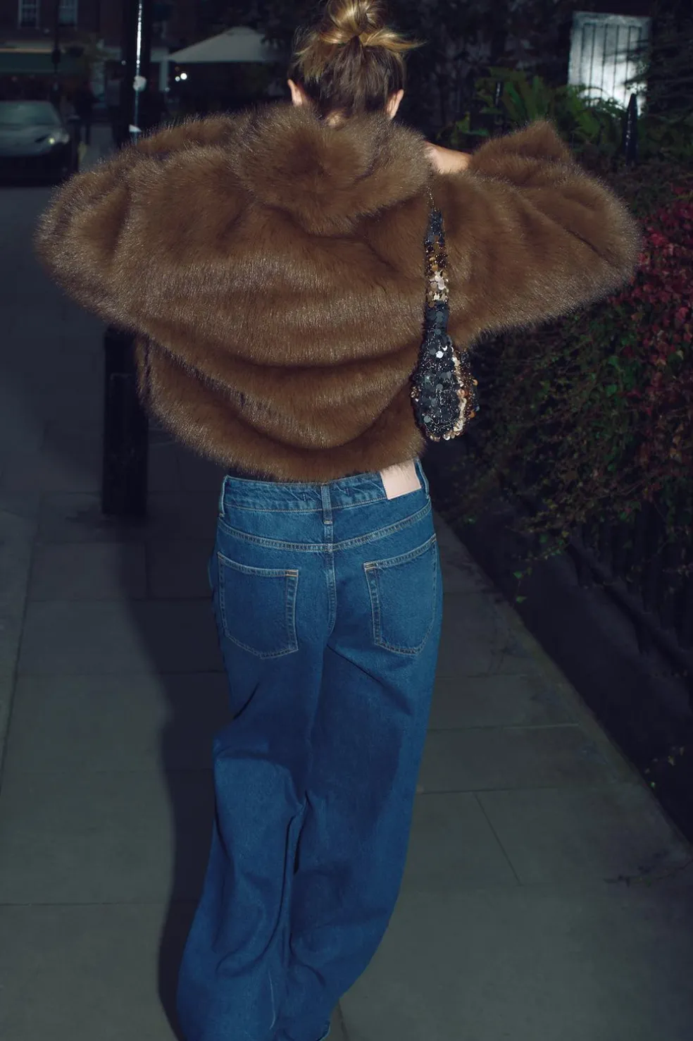 ZARA Sobretudos / Anoraques^CASACO CURTO COM EFEITO DE PELO Castanho