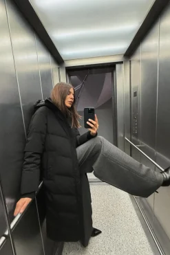 ZARA Winter Layersnew|Sobretudos / Anoraques^CASACO PENAS COM CAPUZ WATER AND WIND PROTECTION Preto